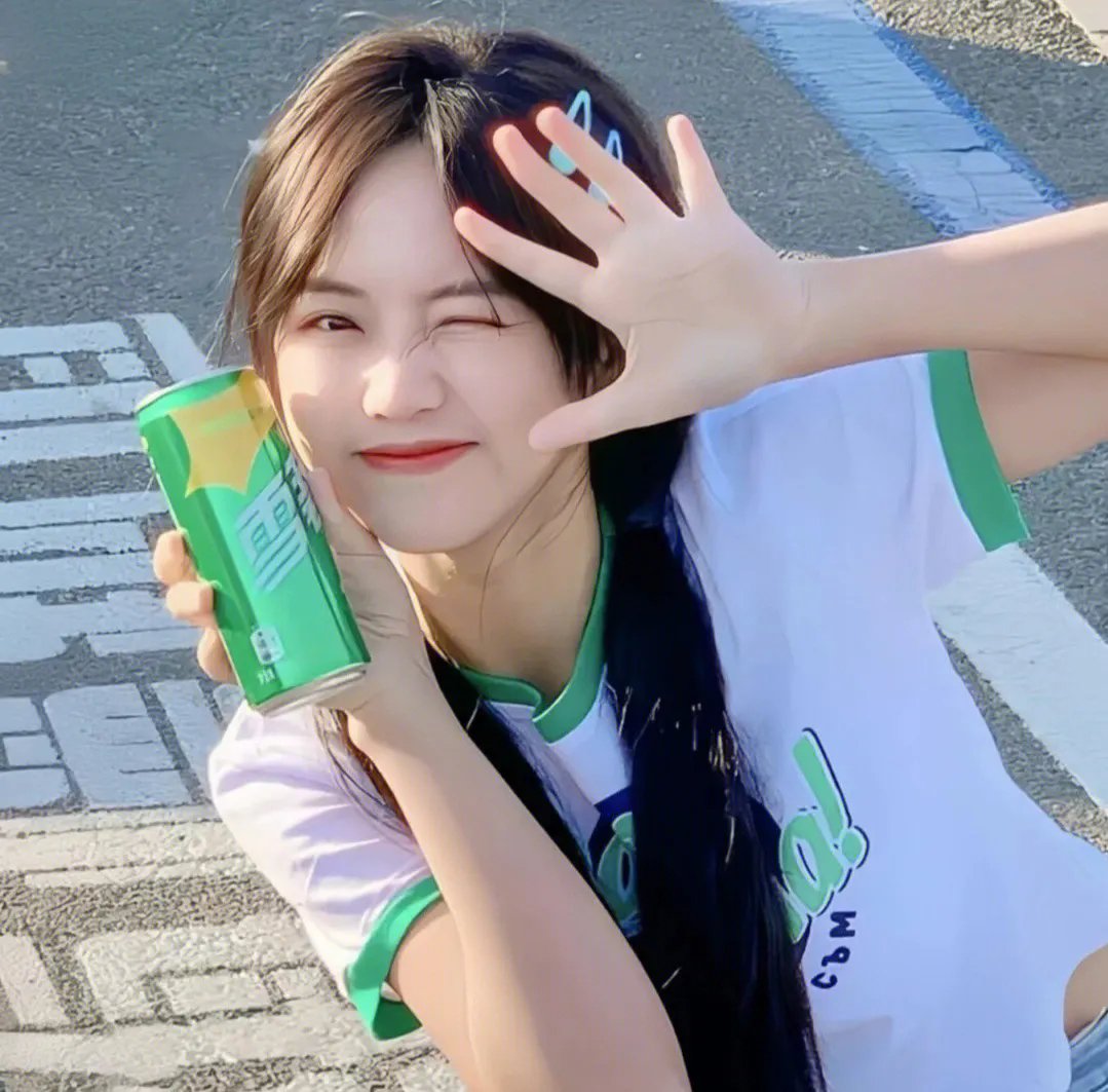 玉笑珠香